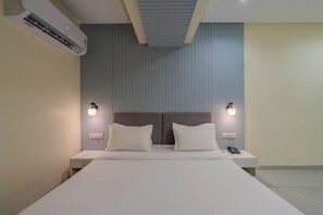 Room - hotel monville alkapuri (Vadodara)