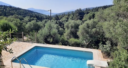 MATHILAD'S HOUSE: traditional stone house in unspoiled nature