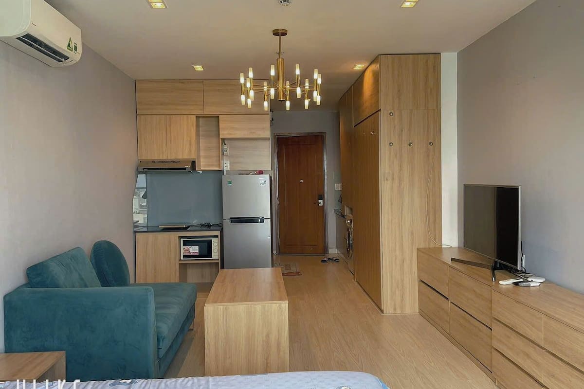 Standard Apartment, 1 Bedroom, Kitchen, Pool View | Free minibar, desk, laptop workspace, blackout drapes
