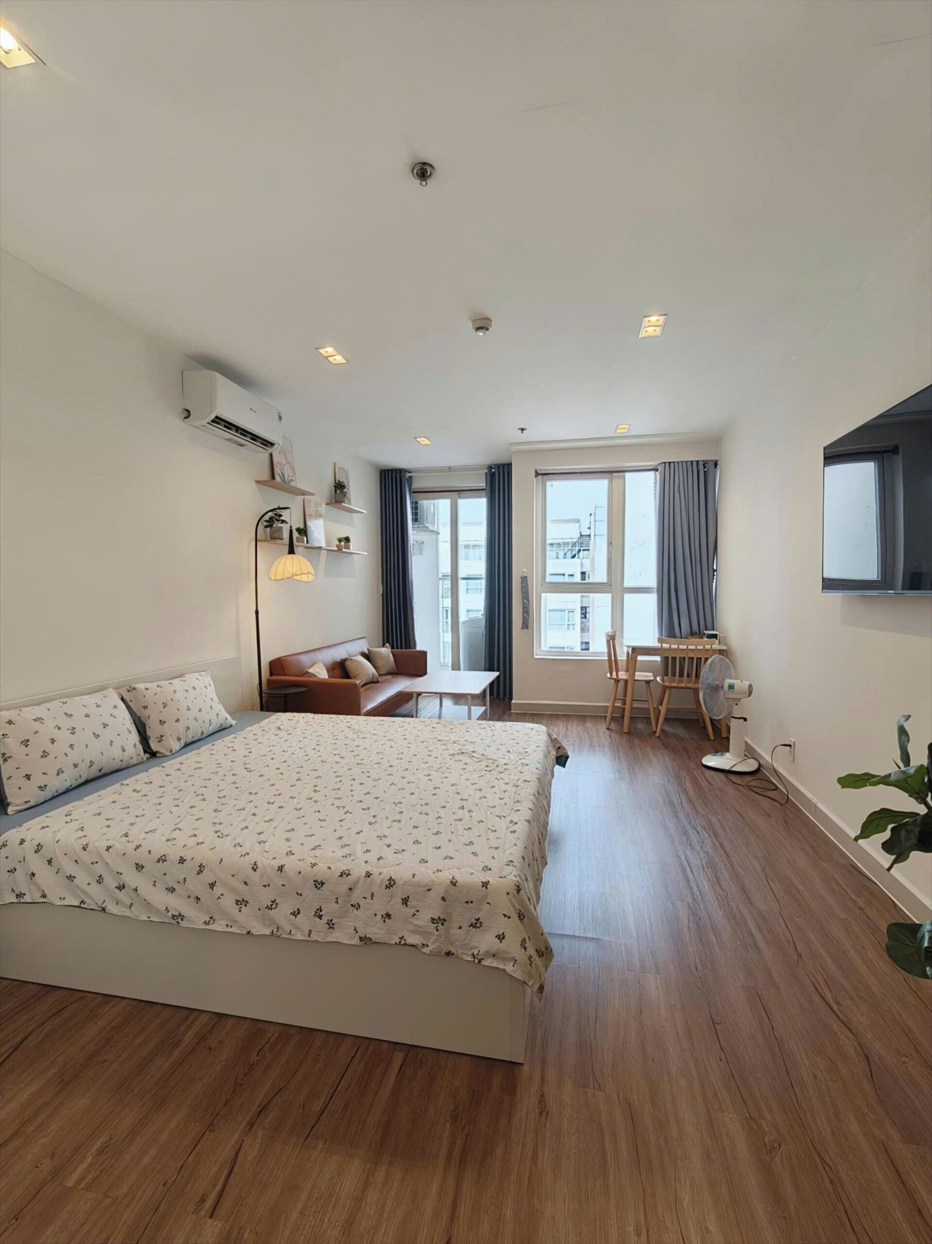 Standard Apartment, 1 Bedroom, Kitchen, Pool View