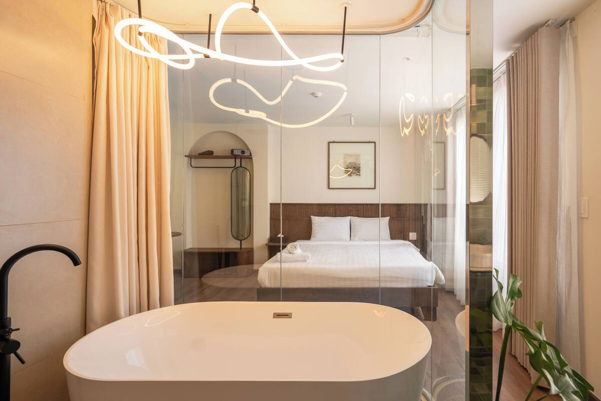 Exclusive Studio | Bathroom