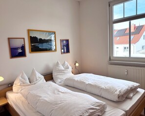 1 bedroom, free WiFi, bed sheets - Berta`s Heim Meerblickappartement (Sassnitz)