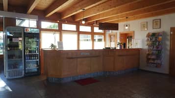 Bungalow | Reception