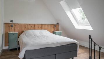 Blackout drapes, iron/ironing board, free WiFi