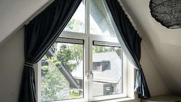House | 3 bedrooms, bed sheets
