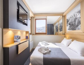 Apartment - Stylish Stay With Terrace & Wellness (Tignes)