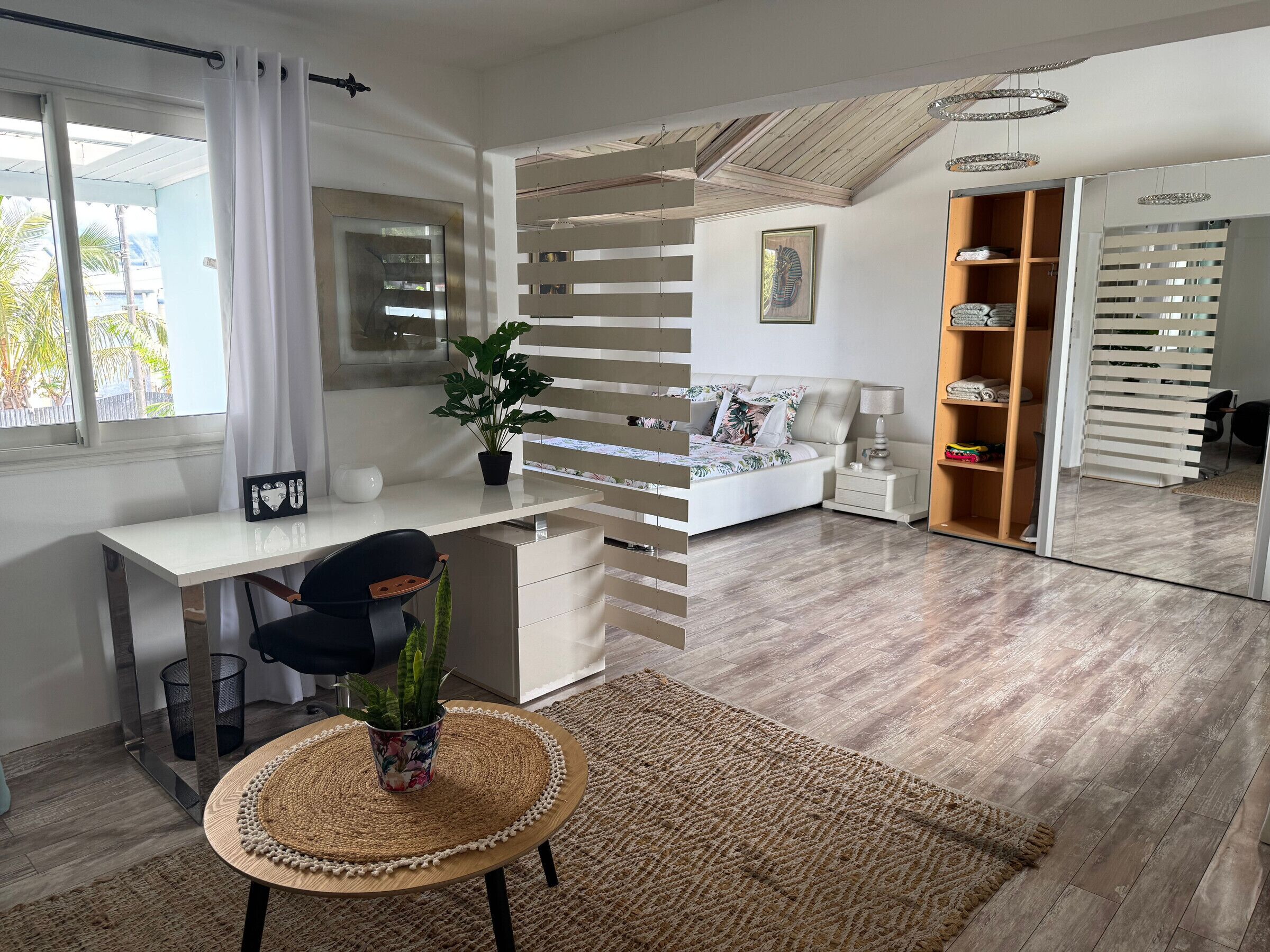 3 habitaciones, wifi gratis y ropa de cama 
