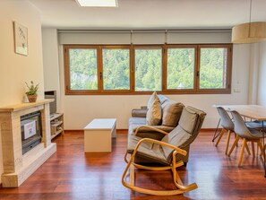 Living area - Modern Apartment in Arinsal - 5 pers, PARKING (Arinsal)