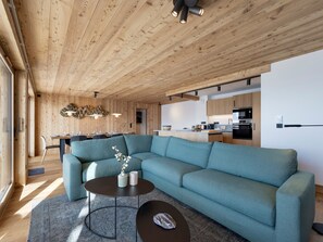 TV - Modern apartment in the center - 9 guests (Montvalezan-La Rosière)