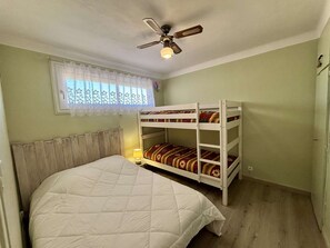 1 Schlafzimmer