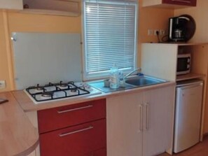 Fridge, microwave - Cozy mobile home - 6 guests (Avenières)