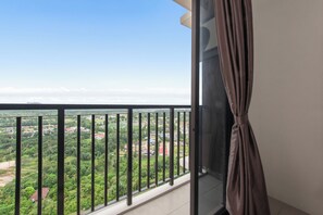 Superior Apartment, 3 Bedrooms, Balcony, City View | Interior - KLIA Residensi---15minutes drive to KLIA (Labu)