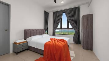 Superior Apartment, 4 Bedrooms, Balcony, City View