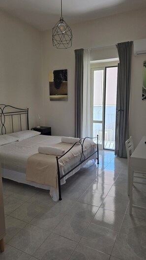 2 chambres, bureau, fer et planche Ă repasser, Wi-Fi gratuit