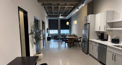 Roami at Century Plaza