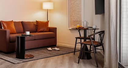 Roami at Century Plaza