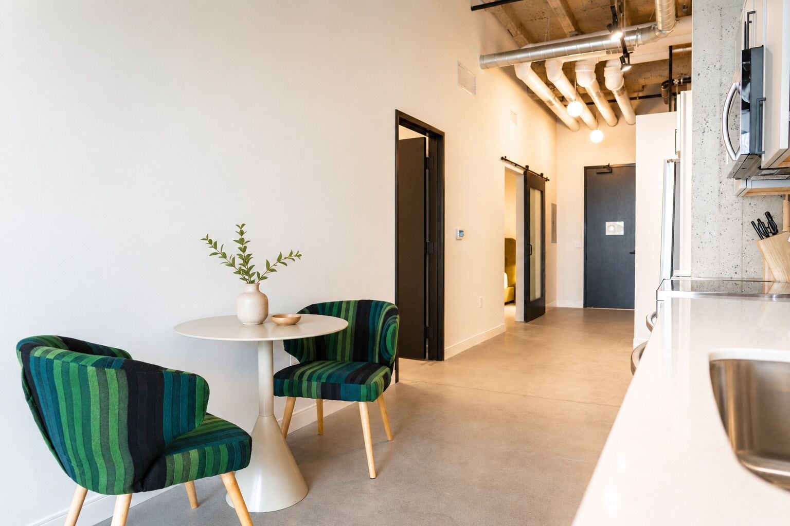 Appartement Deluxe, 2 chambres, non-fumeur | Salle à manger