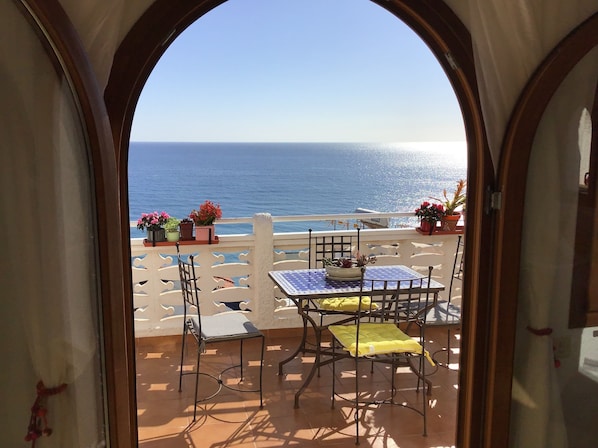 Outdoor dining - Panoramic views from stylish air-conditioned home in the heart of San José (San José)