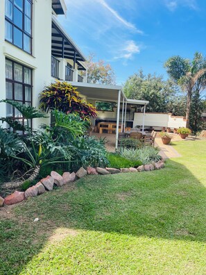 Property grounds - Selborne Golf Estate Villa P4 (Pennington)