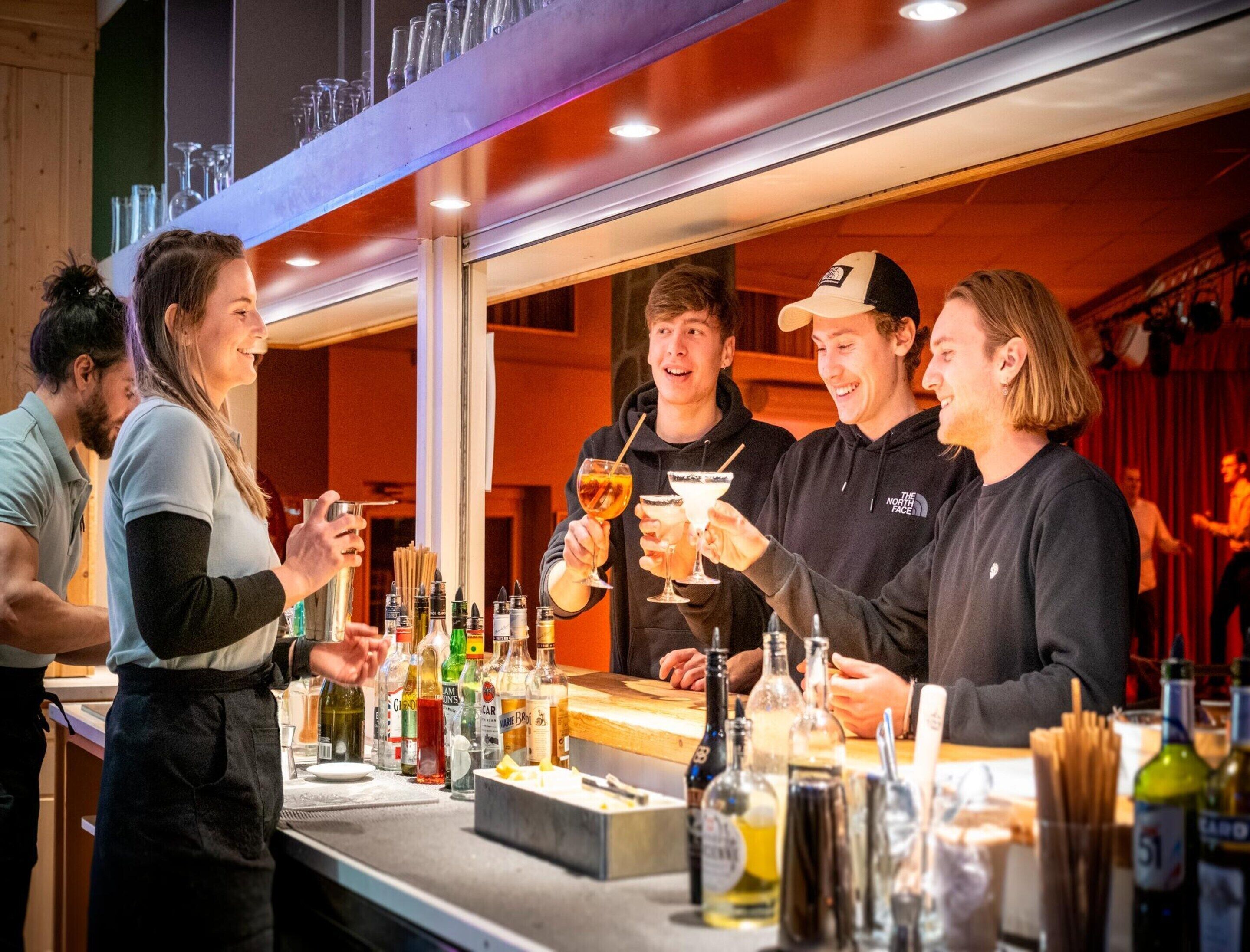 單棟房屋 | 住宿內酒吧