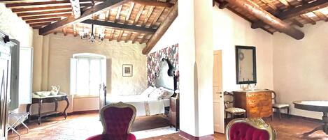 Deluxe-sviitti, näköala puutarhaan