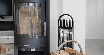 Ferienhaus "Windrose" Sauna, Kamin & Strandkorb und sehr hundefreundlich.