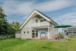 Exterior - Ferienhaus in Schönberg, Holm - Sauna, Kaminofen & 600 m zum Sandstrand (Schönberg (Holstein))