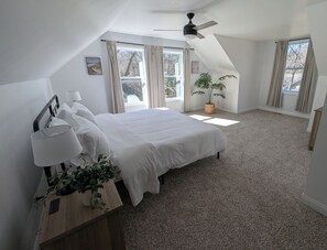 Room - Gorgeous Family Beach Getaway Near Lake Michigan (Michigan City)