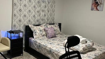1 bedroom, iron/ironing board, internet