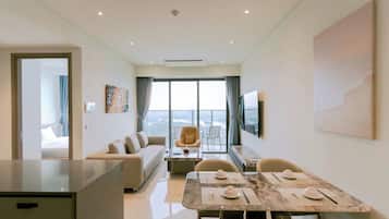 Lägenhet Deluxe - balkong - utsikt mot staden | Interiör