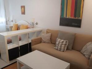 Apartment | Living room - Romantic Apartment in Sevilla Near Giralda (Seville)