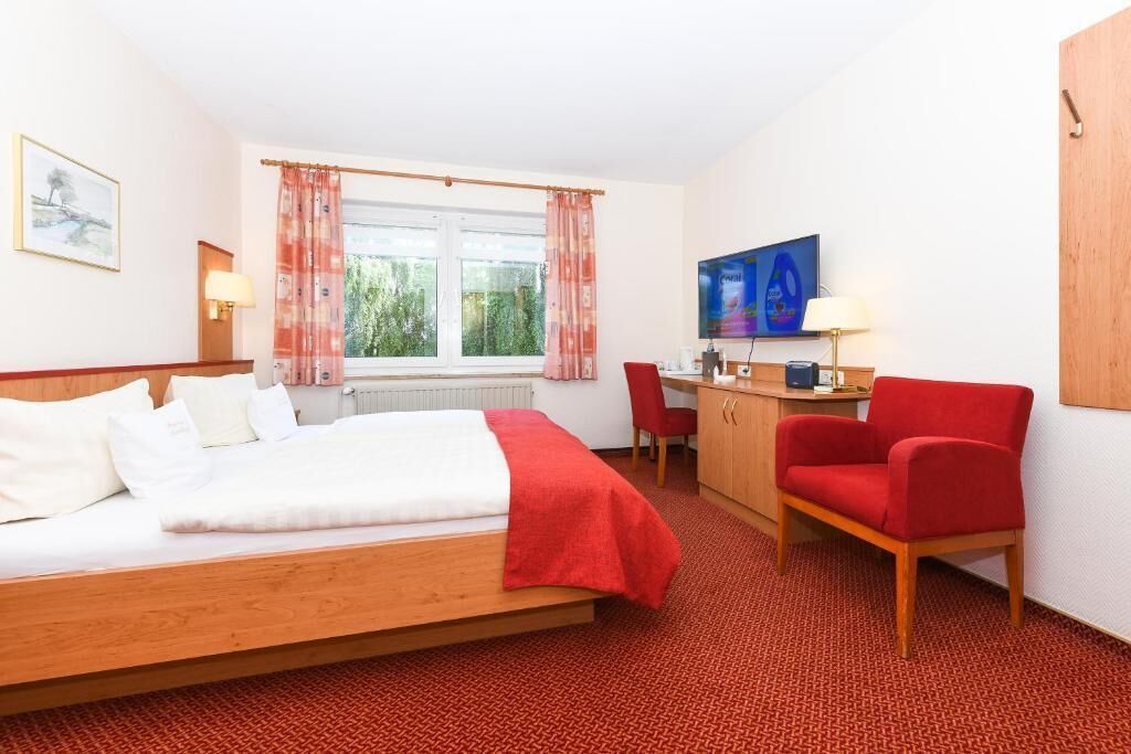 Tweepersoonskamer, uitzicht op tuin