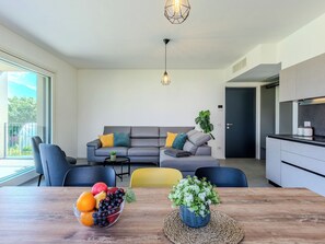 TV - La Serena by Interhome (Colico)