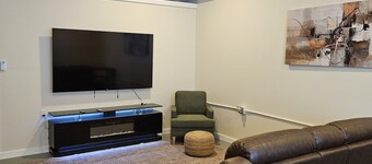 Cozy 1-bedroom apartment in a fantastic location with AC