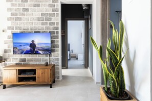 Interior -  360view - Penthouse apartment - large terrace - 5min from center (Chios)