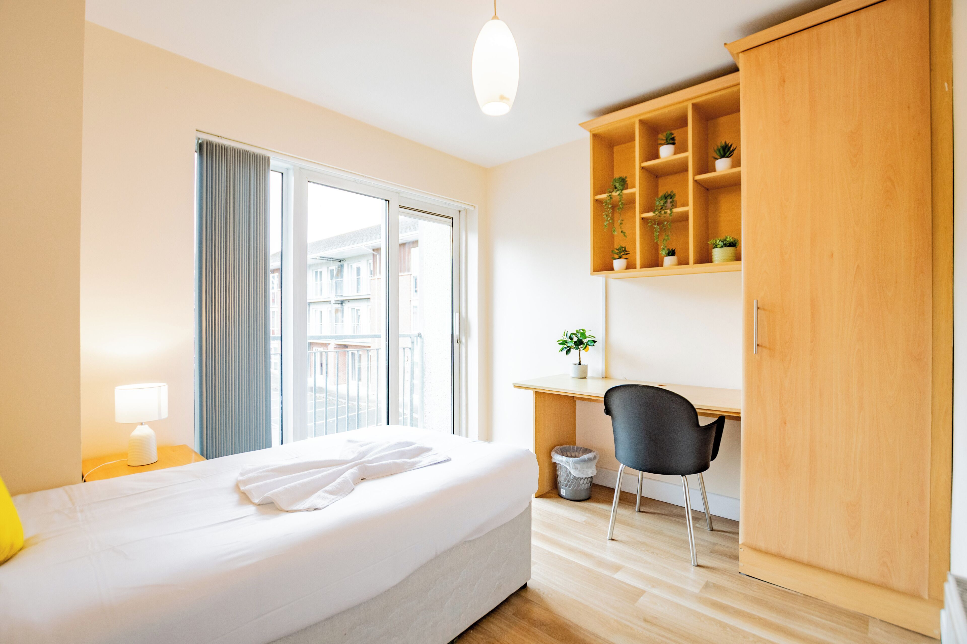 4 Schlafzimmer, Bügeleisen/Bügelbrett, WLAN, Bettwäsche