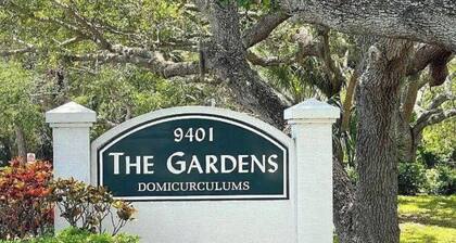 Cozy 2-bedroom condo in peaceful Seminole, 2200 monthY 8 min beach, walk to ma
