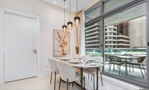 House - Tranquil 2BR Marina View at Iris Blue (Dubai)