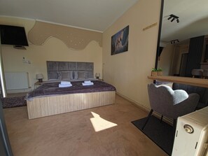 1 Schlafzimmer, Bügeleisen/Bügelbrett, WLAN
