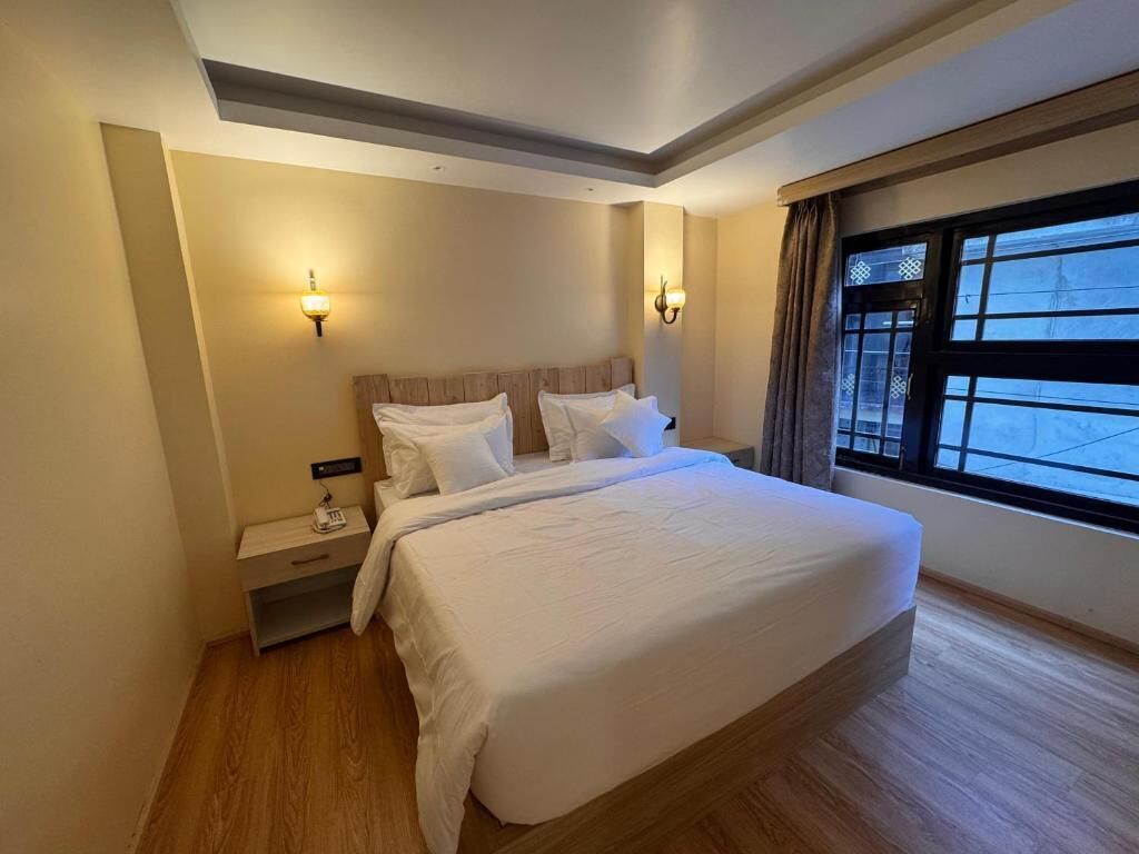 Phòng đôi Deluxe, ban công, quang cảnh núi