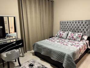3 Schlafzimmer, Bügeleisen/Bügelbrett, kostenloses WLAN, Bettwäsche