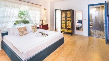 Family Quadruple Room, Pool View | In-room safe, blackout drapes, free WiFi