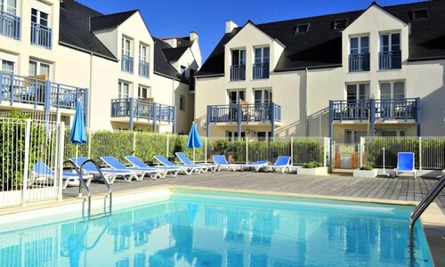 Apartment in Audierne by Trescadec Beach