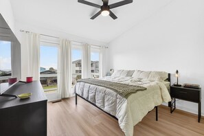 House, 2 Bedrooms | 2 bedrooms, free WiFi - Times Like These / 256a Brunswick Ave West 2 Bedroom Home (Supply)