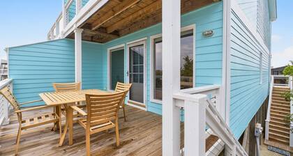 Times Like These / 256a Brunswick Ave West 2 Bedroom Home