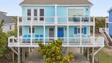 House, 2 Bedrooms | Exterior