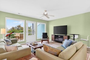House, 2 Bedrooms | Living area - Times Like These / 256a Brunswick Ave West 2 Bedroom Home (Supply)