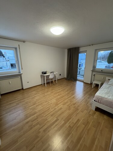 Beautiful 3 room apartment on the first floor with terrace and garden area