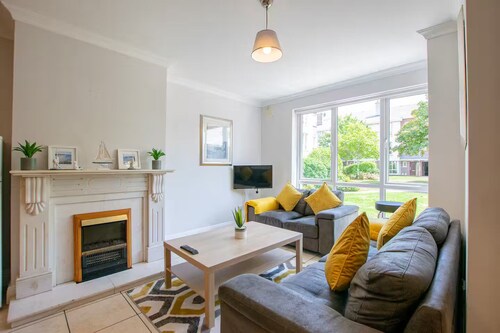 City Centre Limerick 4BR Apartment