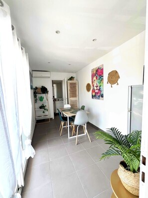 Dining - Bobo Chic Paradise (Villeneuve-Loubet)